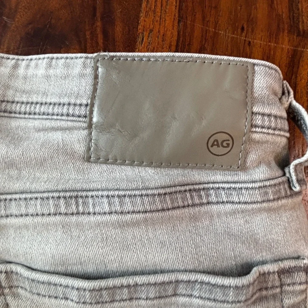 AG Adriano Goldschmied Tellis Modern Slim Italian Fabric Light Grey Jeans 32x34